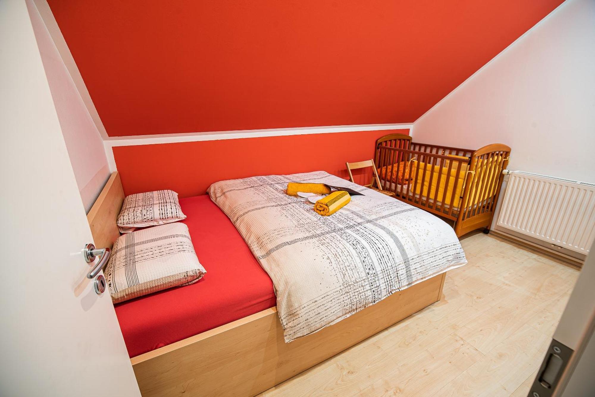 Lux Living Apartments Budic Near Terme Catez Brezice Bilik gambar