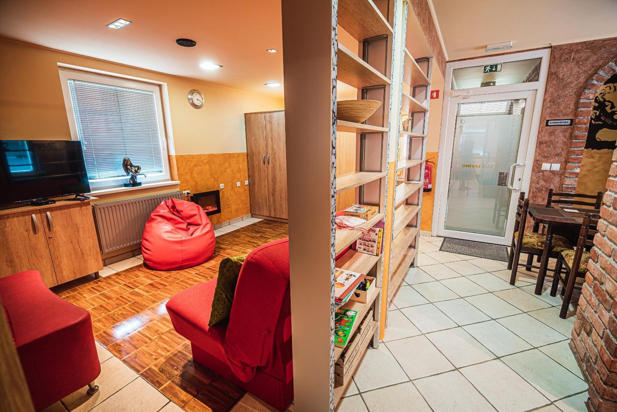 Lux Living Apartments Budic Near Terme Catez Brezice Bilik gambar