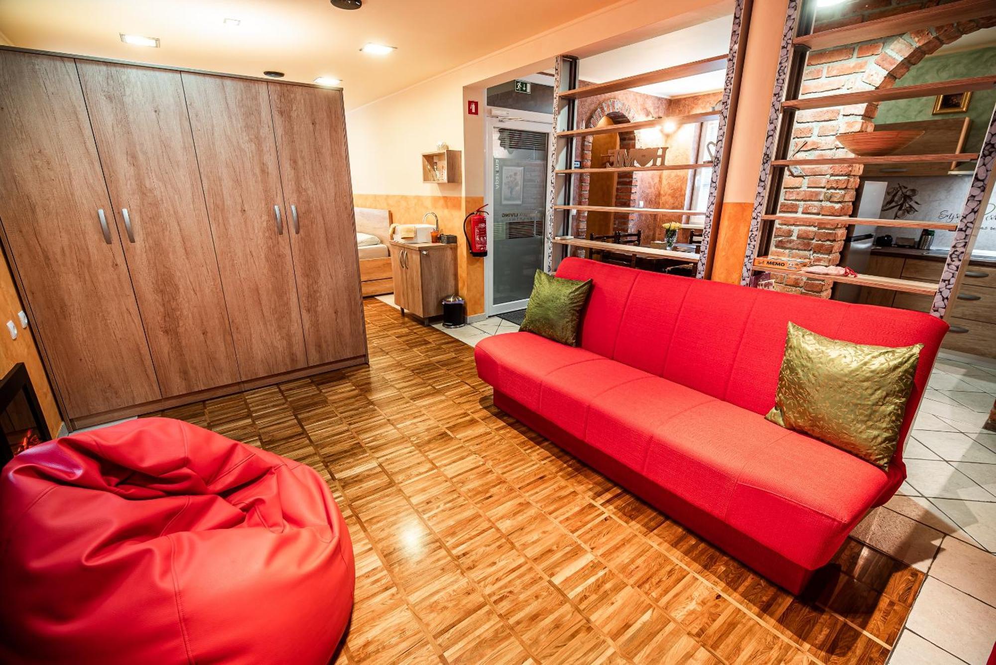 Lux Living Apartments Budic Near Terme Catez Brezice Bilik gambar