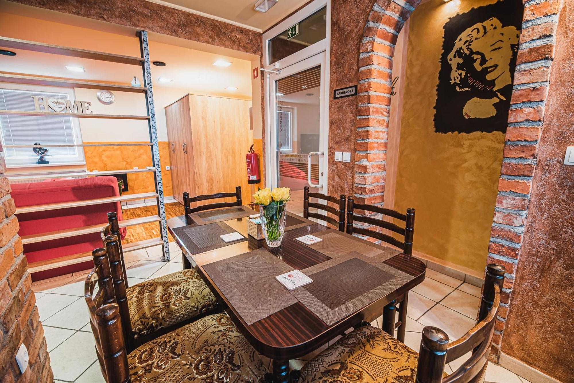 Lux Living Apartments Budic Near Terme Catez Brezice Bilik gambar